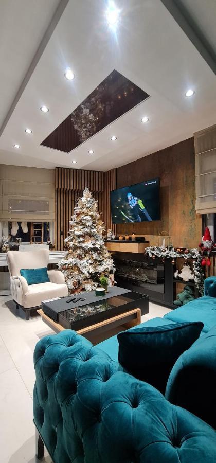 Design Apartment Platinium Spa Lux 5 Star "Havana" Completely Private Wellness & Spa Free Included Sauna & Jacuzzi & Salt Wall & Fire Place & 3D Ceilings & Business Wifi & Netflix & Keyless Code Entry & Full Smart App & Secure 2 Parking Place Ćuprija Kültér fotó