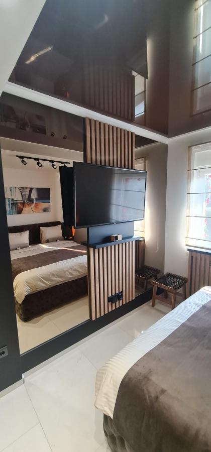 Design Apartment Platinium Spa Lux 5 Star "Havana" Completely Private Wellness & Spa Free Included Sauna & Jacuzzi & Salt Wall & Fire Place & 3D Ceilings & Business Wifi & Netflix & Keyless Code Entry & Full Smart App & Secure 2 Parking Place Ćuprija Kültér fotó