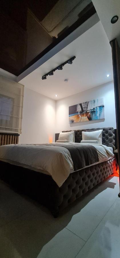 Design Apartment Platinium Spa Lux 5 Star "Havana" Completely Private Wellness & Spa Free Included Sauna & Jacuzzi & Salt Wall & Fire Place & 3D Ceilings & Business Wifi & Netflix & Keyless Code Entry & Full Smart App & Secure 2 Parking Place Ćuprija Kültér fotó