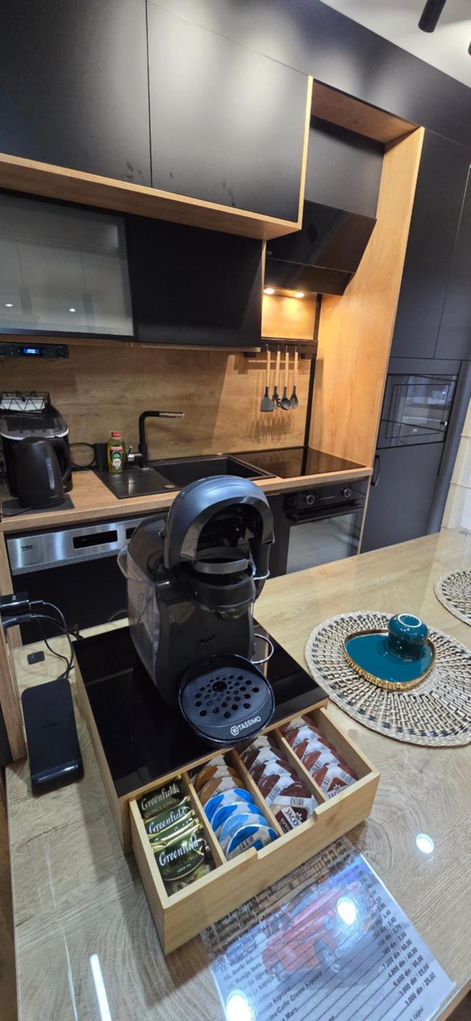 Design Apartment Platinium Spa Lux 5 Star "Havana" Completely Private Wellness & Spa Free Included Sauna & Jacuzzi & Salt Wall & Fire Place & 3D Ceilings & Business Wifi & Netflix & Keyless Code Entry & Full Smart App & Secure 2 Parking Place Ćuprija Kültér fotó