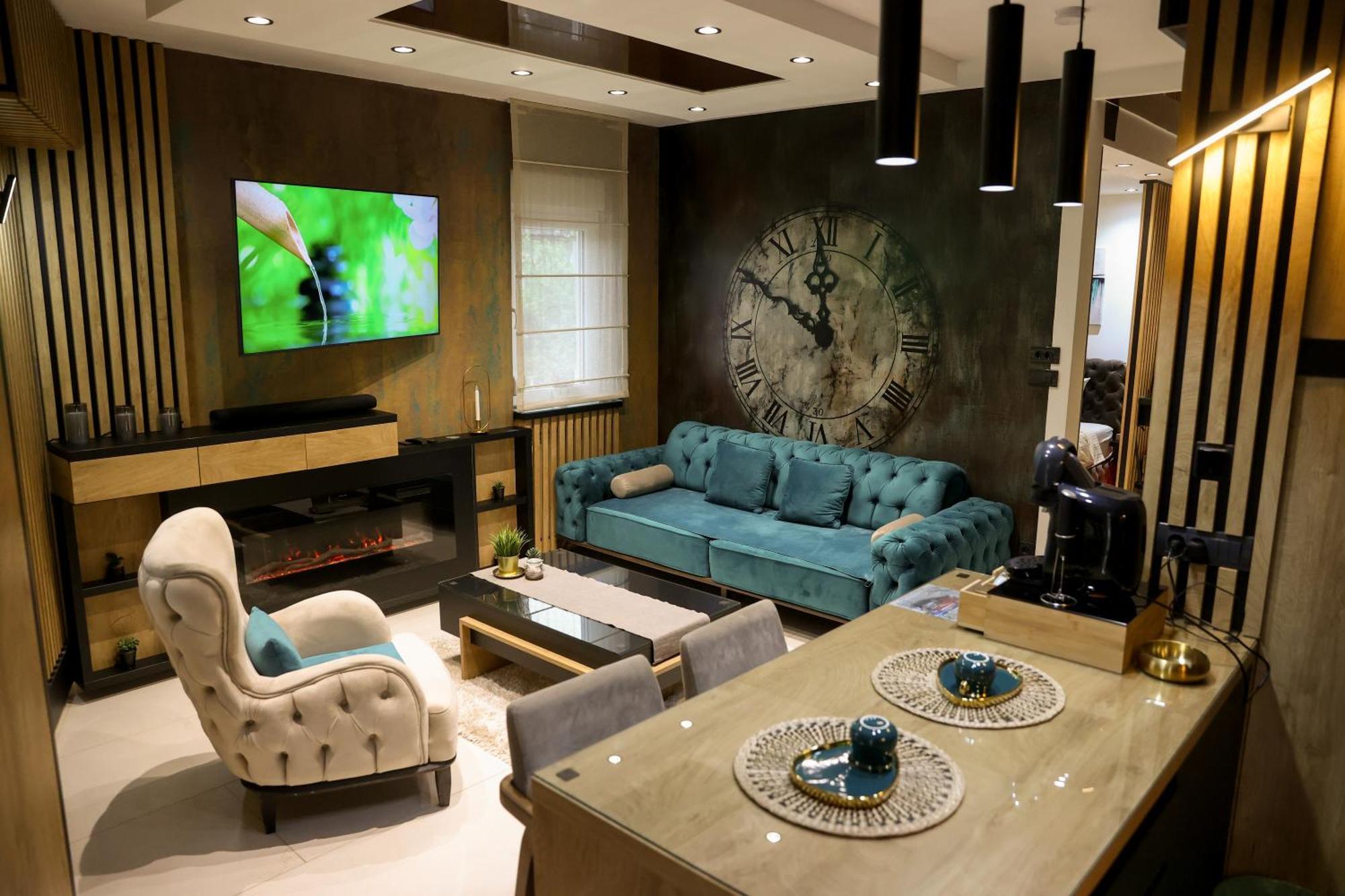 Design Apartment Platinium Spa Lux 5 Star "Havana" Completely Private Wellness & Spa Free Included Sauna & Jacuzzi & Salt Wall & Fire Place & 3D Ceilings & Business Wifi & Netflix & Keyless Code Entry & Full Smart App & Secure 2 Parking Place Ćuprija Kültér fotó